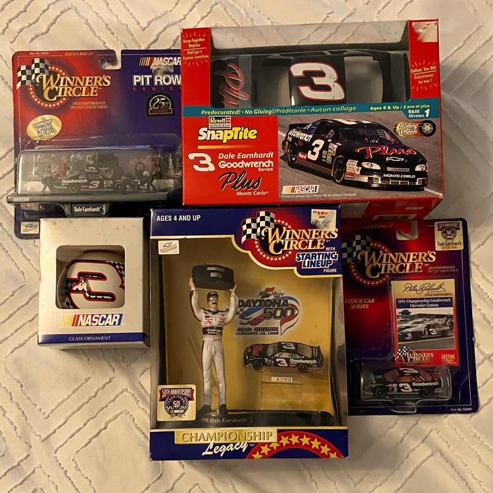 SET OF 5- DALE EARNHARDT NASCAR 1998 #3 COLLECTORS   NEW IN PACKAGES